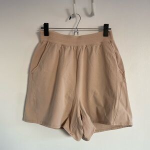 Women’s Lululemon lounge short